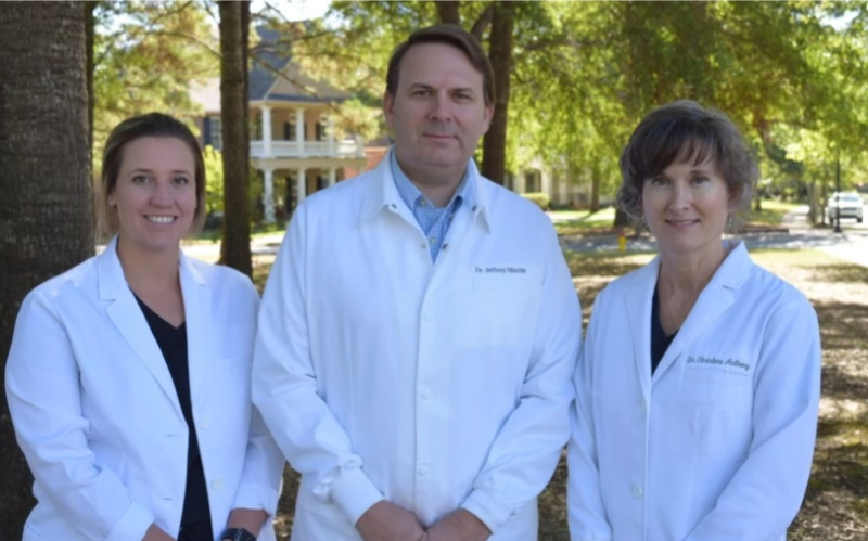 Martin Dentures and Implants doctors